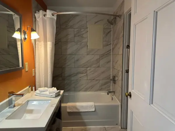 Inn at Mountainview 5